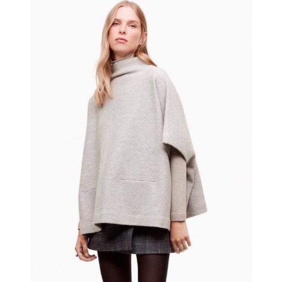 Aritzia Sweaters - ⭐️Aritzia Wilfred Touraine merino wool cape❤️
